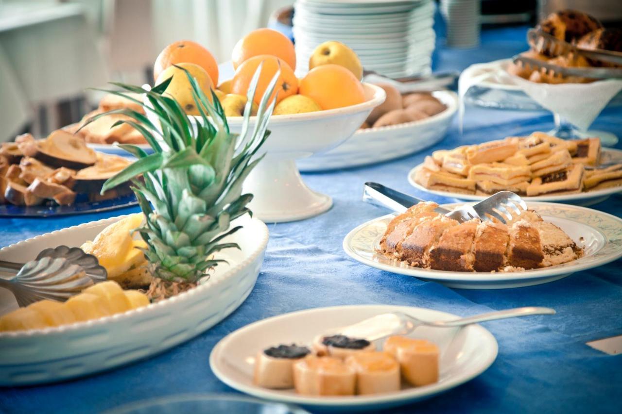 Marina Beach Suite Hotel Rimini Exteriör bild